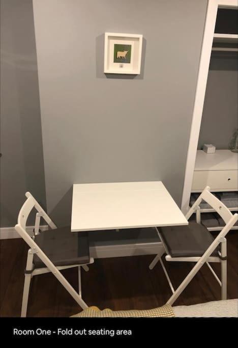 אובאן Holly Lodge - 2 X Kingsize Bedrooms With Private Entrance And Free Parking-New Shower Room מראה חיצוני תמונה